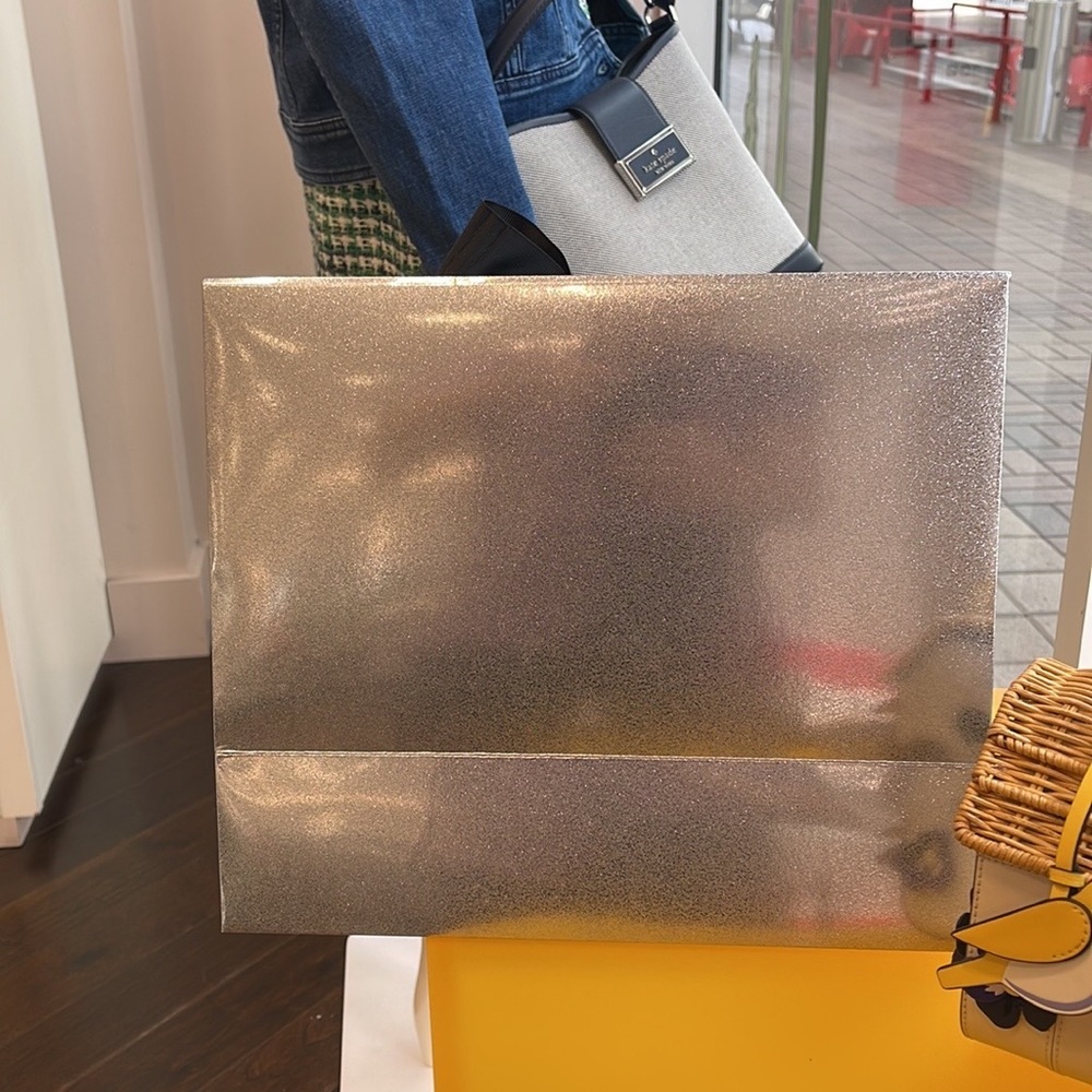 Kate Spade Gift Bag 
Glitter - Picture 5 of 16